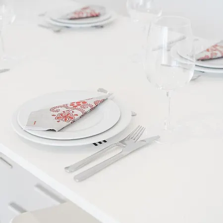 Guestready - Sunny Retreat דירה אבאירו